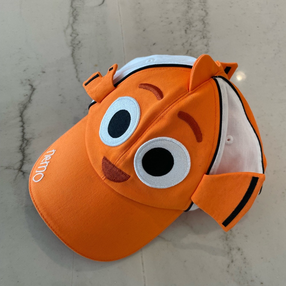 Finding Nemo Disney Parks Pixar Kids Youth Adjustable Cap hat Orange boy or girl